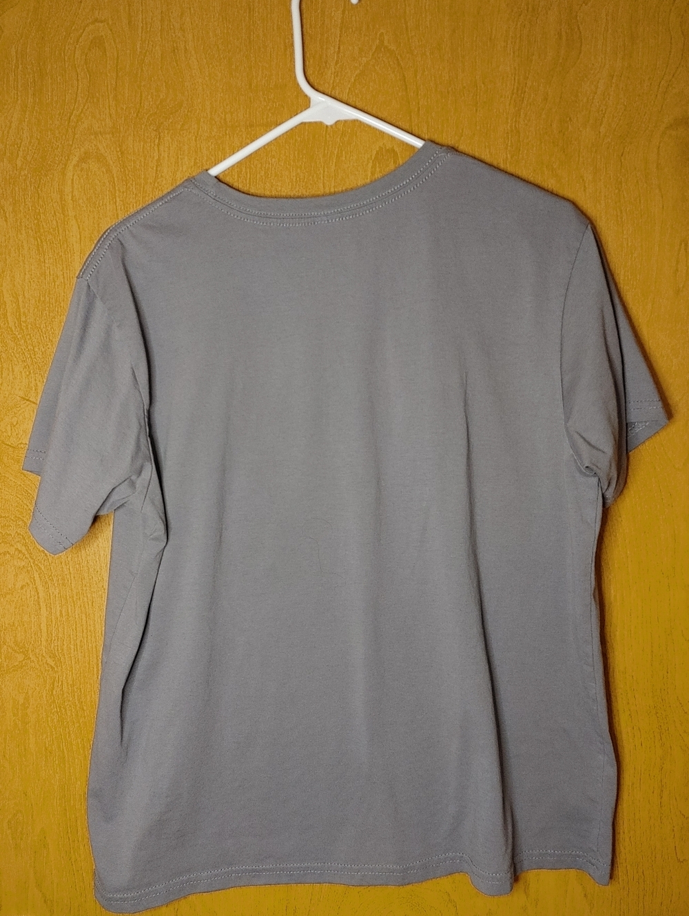 Star Wars Gray Tee with Pink Flowers and Green Grogu - Picture 2 of 6
